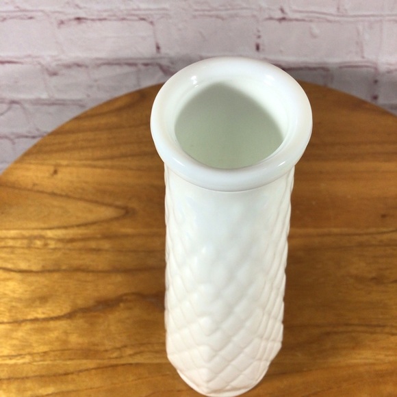 Vintage E.O. Brody Milk Glass Vase - Picture 5 of 6